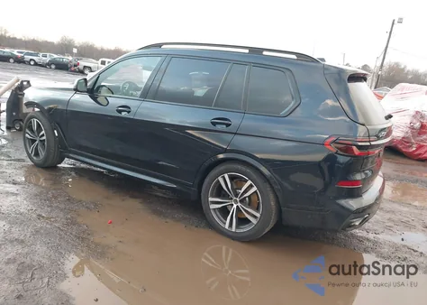 2025 BMW X7 xDrive40I z USA, uszkodzony, nr VIN 5UX23EM00S9Y58797